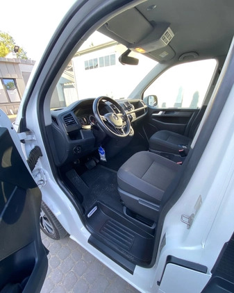 Volkswagen Caravelle cena 159900 przebieg: 107336, rok produkcji 2017 z Wałcz małe 79